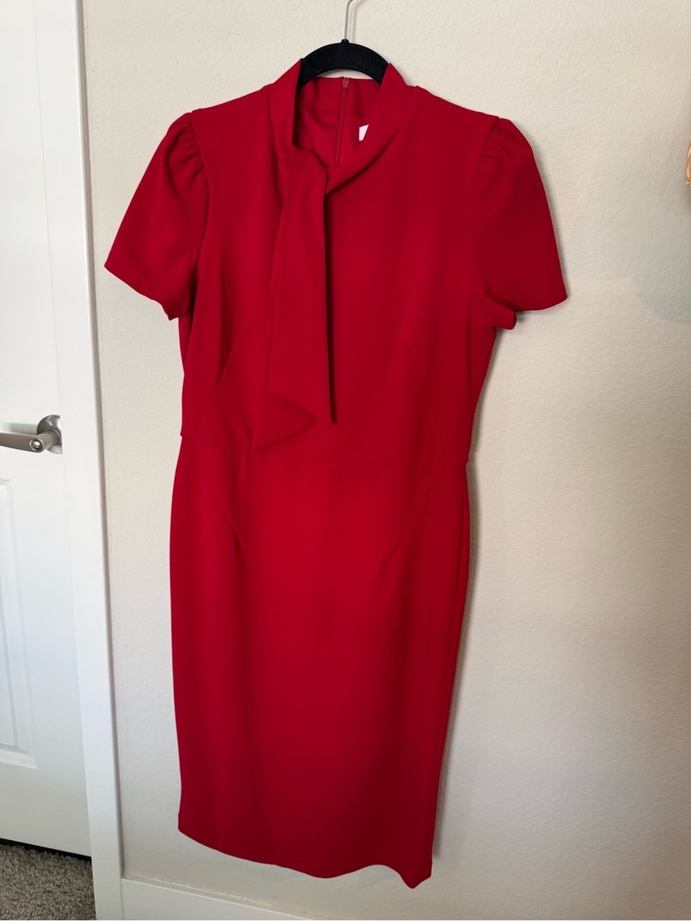 Liz Claiborne Women's Red Tie-Neck Sheath Dress